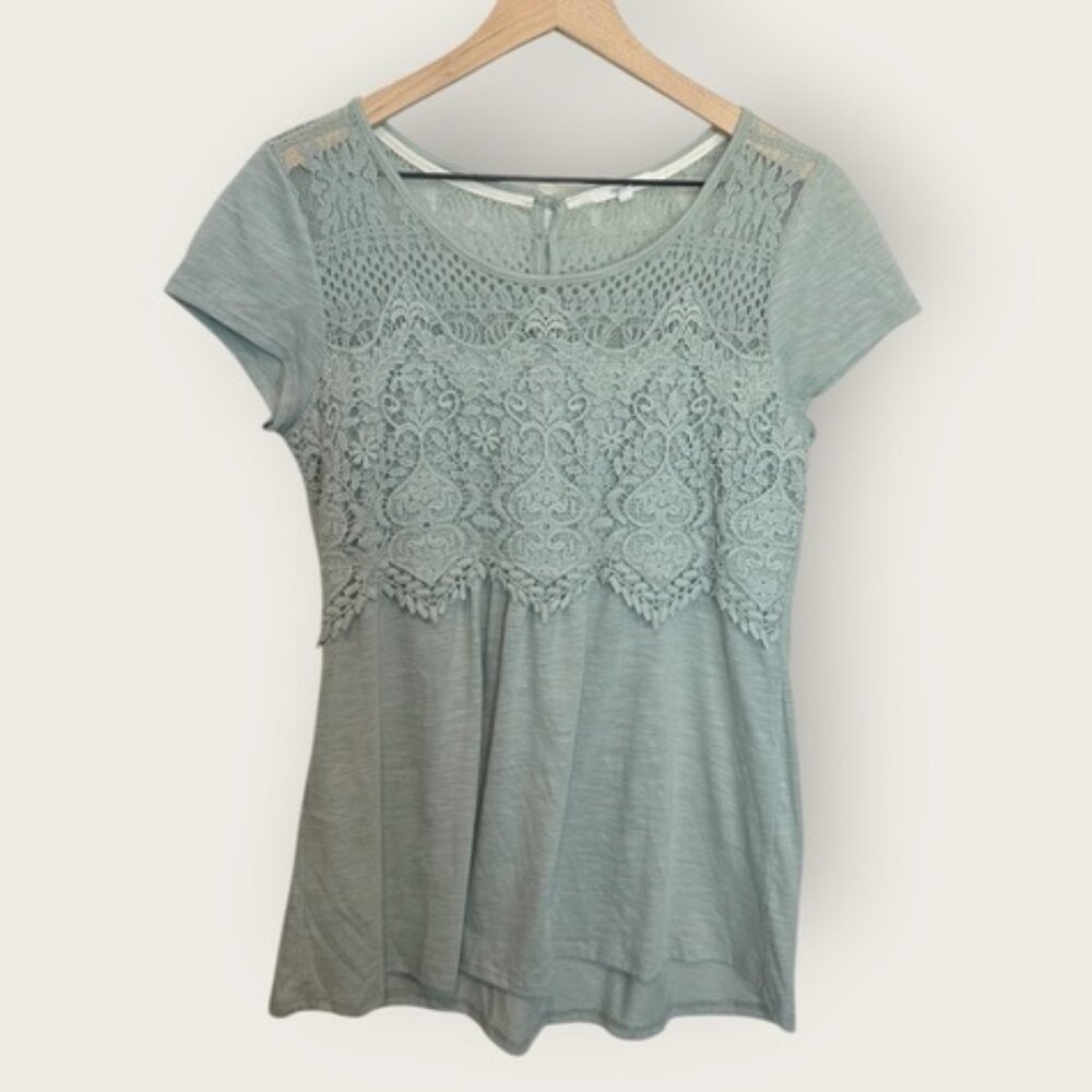 Medium Short Sleeve Top